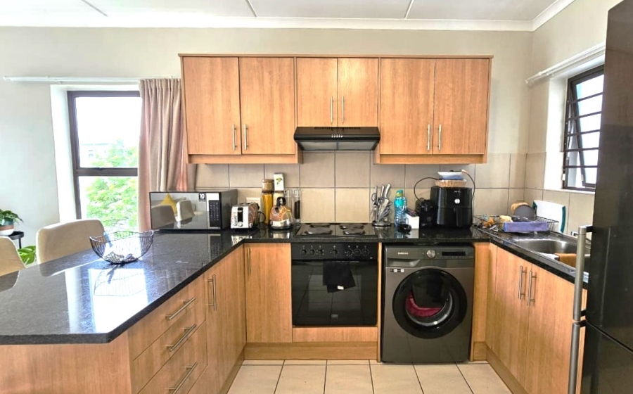 To Let 2 Bedroom Property for Rent in Burgundy Estate Western Cape